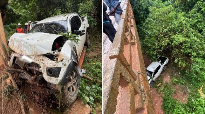 Caminhonete Mitsubishi L200 Triton caiu de ponte na BR 262, em Ibatiba Crédito: Divulgação/Bombeiros